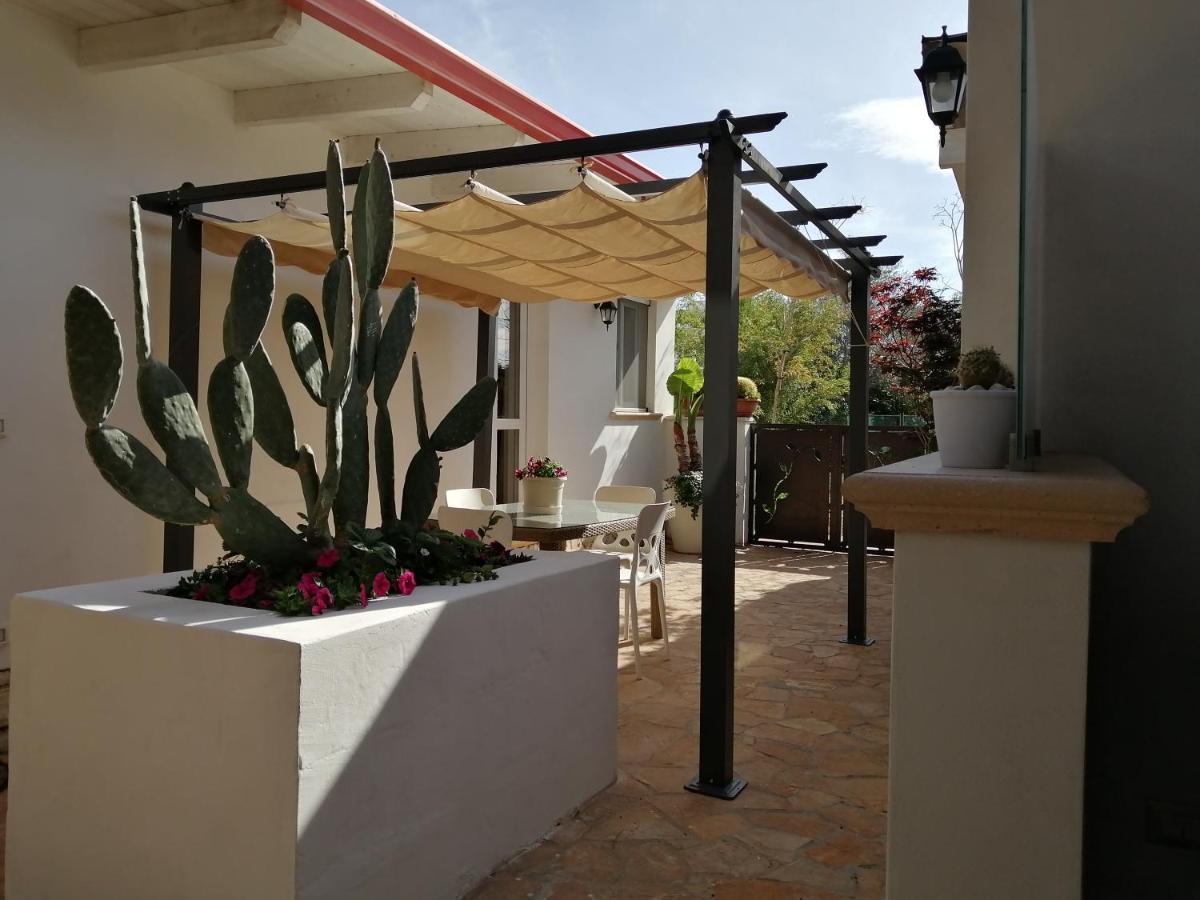 Villa Raggio Di Sole Parcheggio Privato Porto Cesareo Exterior foto