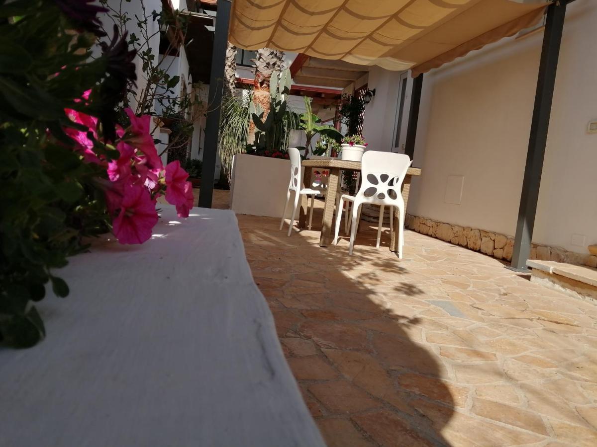 Villa Raggio Di Sole Parcheggio Privato Porto Cesareo Exterior foto